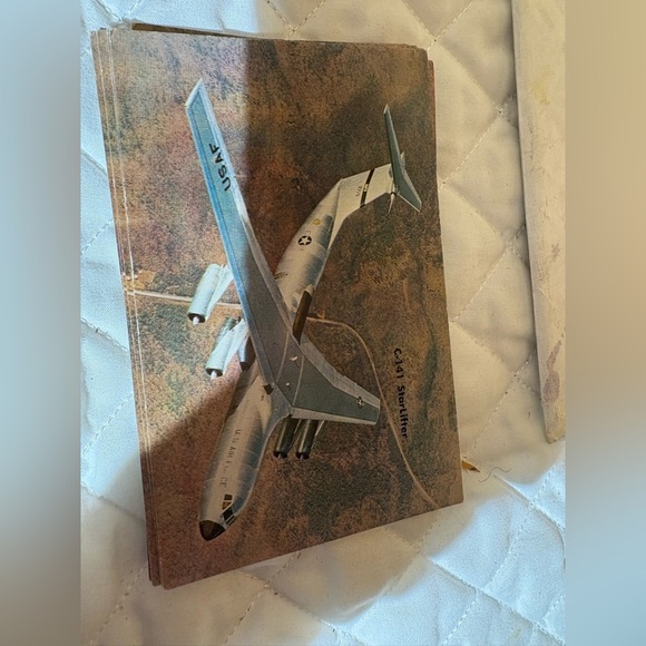 Lockheed C-141 Starlifter, a retired military strategic airlifter postcards - Picture 5 of 6